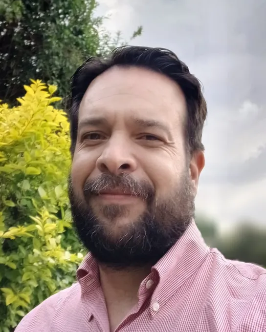 Felipe Prieto, Asesor comercial Banmédica